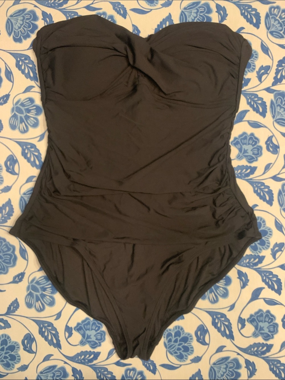Anne Cole Black Strapless Twist-Front One-Piece Swimsuit